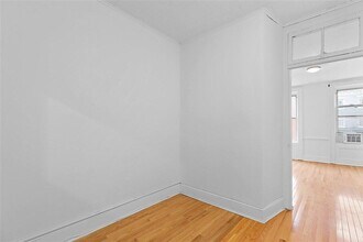 121 Washington St in Hoboken, NJ - Building Photo - Building Photo