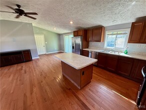 114 Grandy Dr in Liverpool, NY - Building Photo - Building Photo