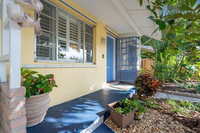 1022 N K St in Lake Worth Beach, FL - Building Photo - Building Photo
