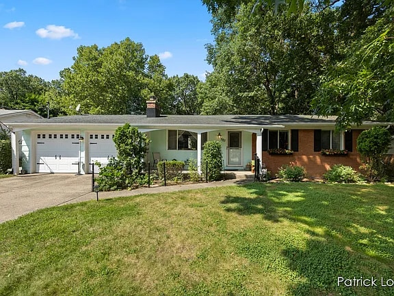 property at 583 Kingsbury St NW