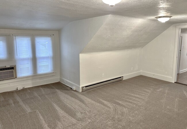 1214 8th St, Unit 3 in Huntington, WV - Building Photo - Building Photo