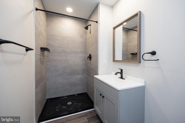 14 S 4th Ave in Royersford, PA - Building Photo - Building Photo