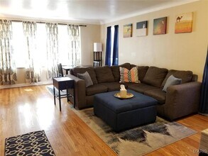 7323 Tulane Ave in University City, MO - Building Photo - Building Photo