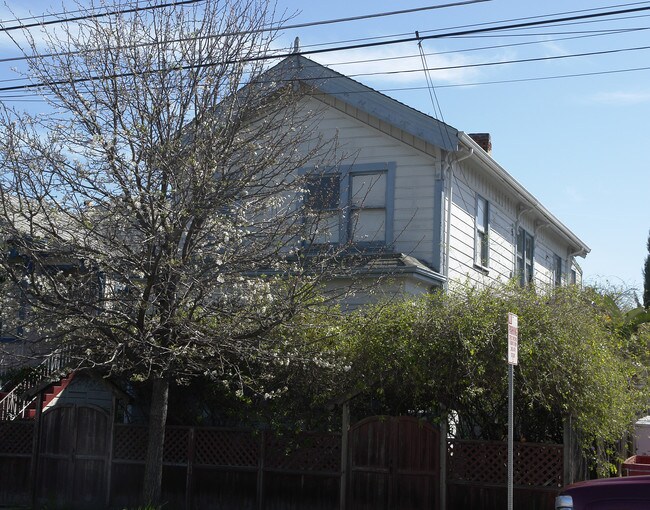 1802 Grand Ave in Alameda, CA - Building Photo - Building Photo
