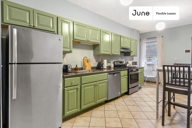 property at 1905 Beacon St