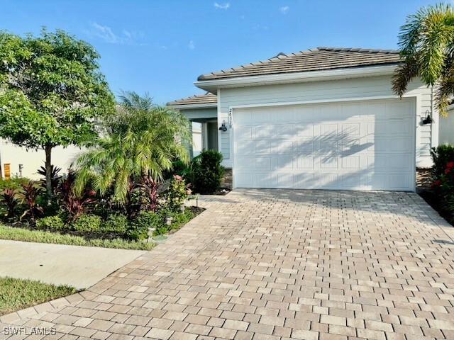 28318 Captiva Shell Lp in Bonita Springs, FL - Building Photo