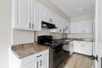 The Prairies Apartment Homes in Indianapolis, IN - Foto de edificio - Building Photo