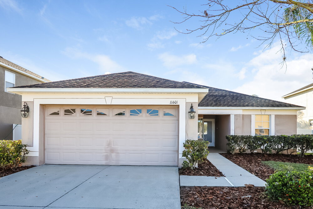 11601 Addison Chase Dr in Riverview, FL - Building Photo