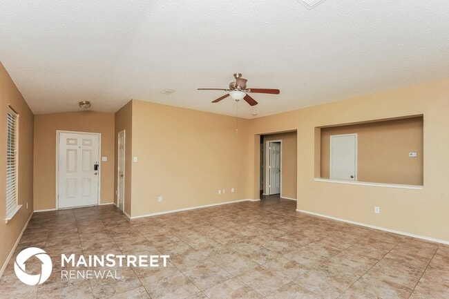 7928 Hidden Brook Dr in Fort Worth, TX - Foto de edificio - Building Photo