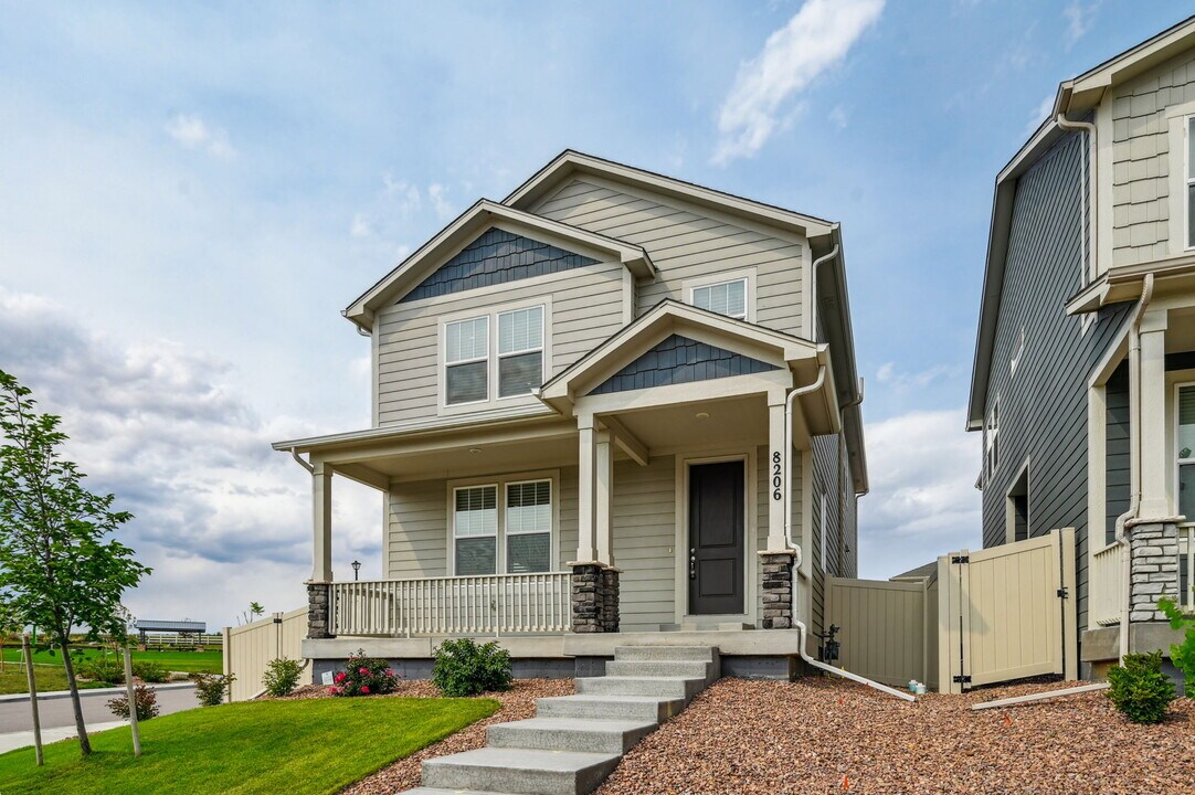 8206 Turtle Lk Wy in Colorado Springs, CO - Building Photo