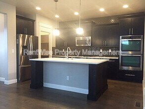 10912 W Oliana Dr in Boise, ID - Building Photo - Building Photo