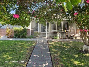 705 N G St in Tulare, CA - Building Photo - Building Photo