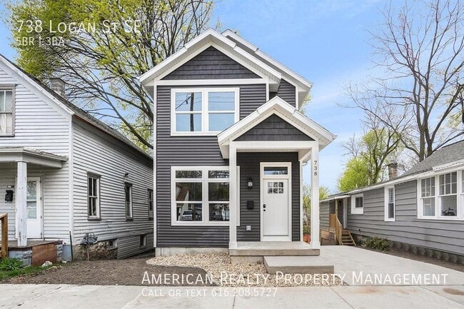 property at 738 Logan St SE