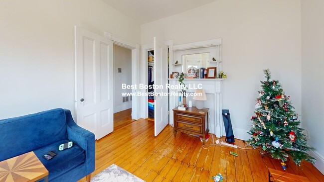 125 Hampshire St in Cambridge, MA - Building Photo - Building Photo