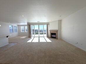 124 Deerbrush Ln in Lompoc, CA - Building Photo - Building Photo