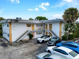 1001 NW 45th St in Pompano Beach, FL - Building Photo