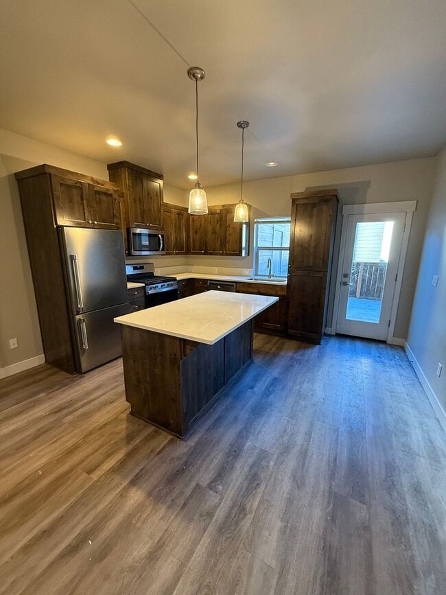 20124 Reed Ln in Bend, OR - Building Photo - Building Photo