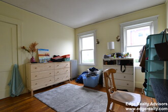 31 Claymoss Rd, Unit 1 in Boston, MA - Building Photo - Building Photo