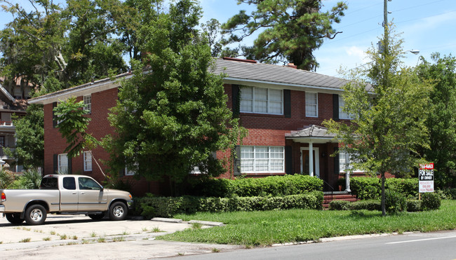 2105 Riverside Ave in Jacksonville, FL - Building Photo - Building Photo