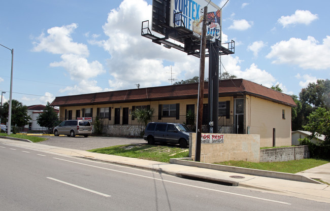 Garden Del Rey Apartments in Tampa, FL - Foto de edificio - Building Photo