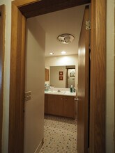 605 N Midvale Blvd, Unit 2 in Madison, WI - Building Photo - Building Photo
