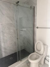 1077 Euclid Ave, Unit 5 in Long Beach, CA - Building Photo - Building Photo