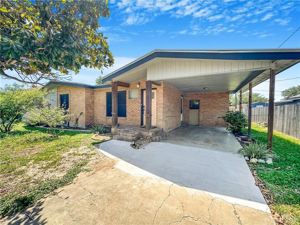 2617 N 7th St in McAllen, TX - Building Photo