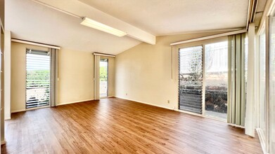 98-1204-1204 Pakalana St in Aiea, HI - Building Photo - Building Photo