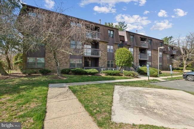 property at 1714 Country Mill Dr