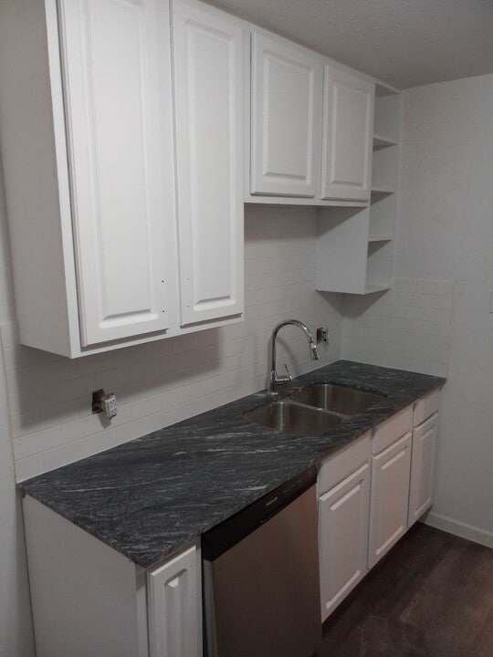 2681 Gessner Rd in Houston, TX - Building Photo