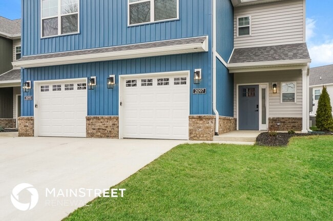 2097 Paddle Wheel Dr in Jeffersonville, IN - Foto de edificio - Building Photo