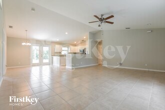 11940 Helicon Ave in Port Charlotte, FL - Building Photo - Building Photo