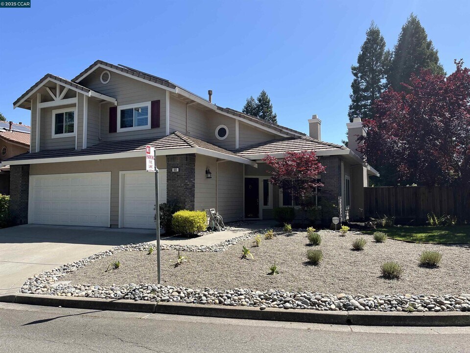 600 Bourne Ct in Danville, CA - Building Photo