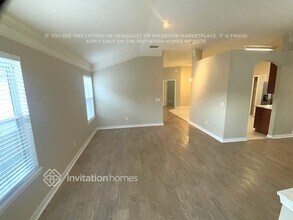 1663 Rustling Dr in Orange Park, FL - Foto de edificio - Building Photo