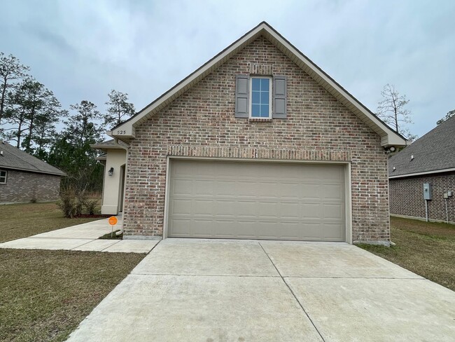 525 Oakley Blvd in Pearl River, LA - Building Photo - Building Photo