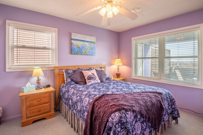 403 Carolina Beach Ave S in Carolina Beach, NC - Foto de edificio - Building Photo