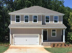 3950 Chivalry Dr in Douglasville, GA - Building Photo
