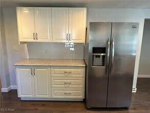 232 Park Pl in Columbiana, OH - Building Photo - Building Photo