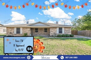 7728 Jamie Renee Ln in North Richland Hills, TX - Building Photo