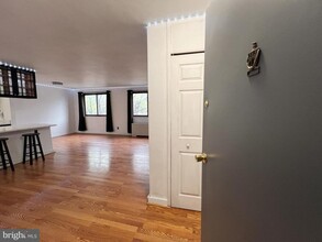 8601 Manchester Rd in Silver Spring, MD - Building Photo - Building Photo