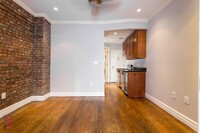 134 Orchard St in New York, NY - Building Photo - Building Photo