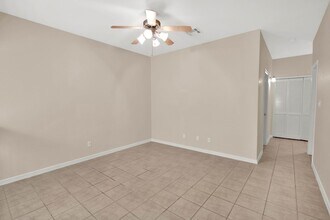 3150 N Yarbrough Dr in El Paso, TX - Building Photo - Building Photo