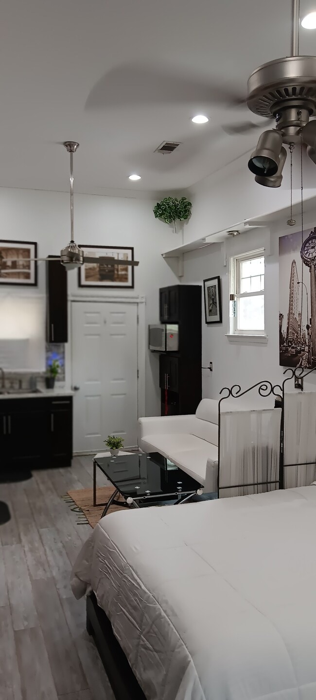 No Brainer Furnished Apartments in New Orleans, LA - Building Photo - Building Photo