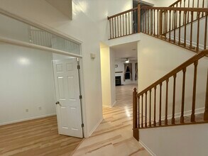 54 Runkle Dr in Pataskala, OH - Building Photo - Building Photo