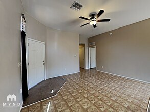 2018 E Calle Arroyo Lindo in Tucson, AZ - Building Photo - Building Photo