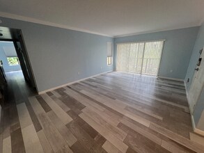 2688 Pine Ridge Way N in Palm Harbor, FL - Building Photo - Building Photo