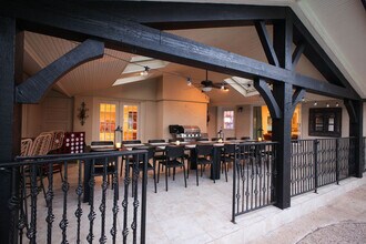 107 Wickford Way in San Antonio, TX - Building Photo - Building Photo