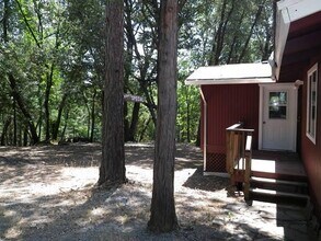 23493 Thunderbolt Mine Rd in Twain Harte, CA - Building Photo - Building Photo