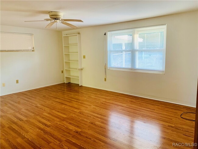 property at 3503 E Suzie Ln