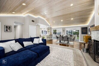 270 S Ott Ave in Glen Ellyn, IL - Building Photo - Building Photo